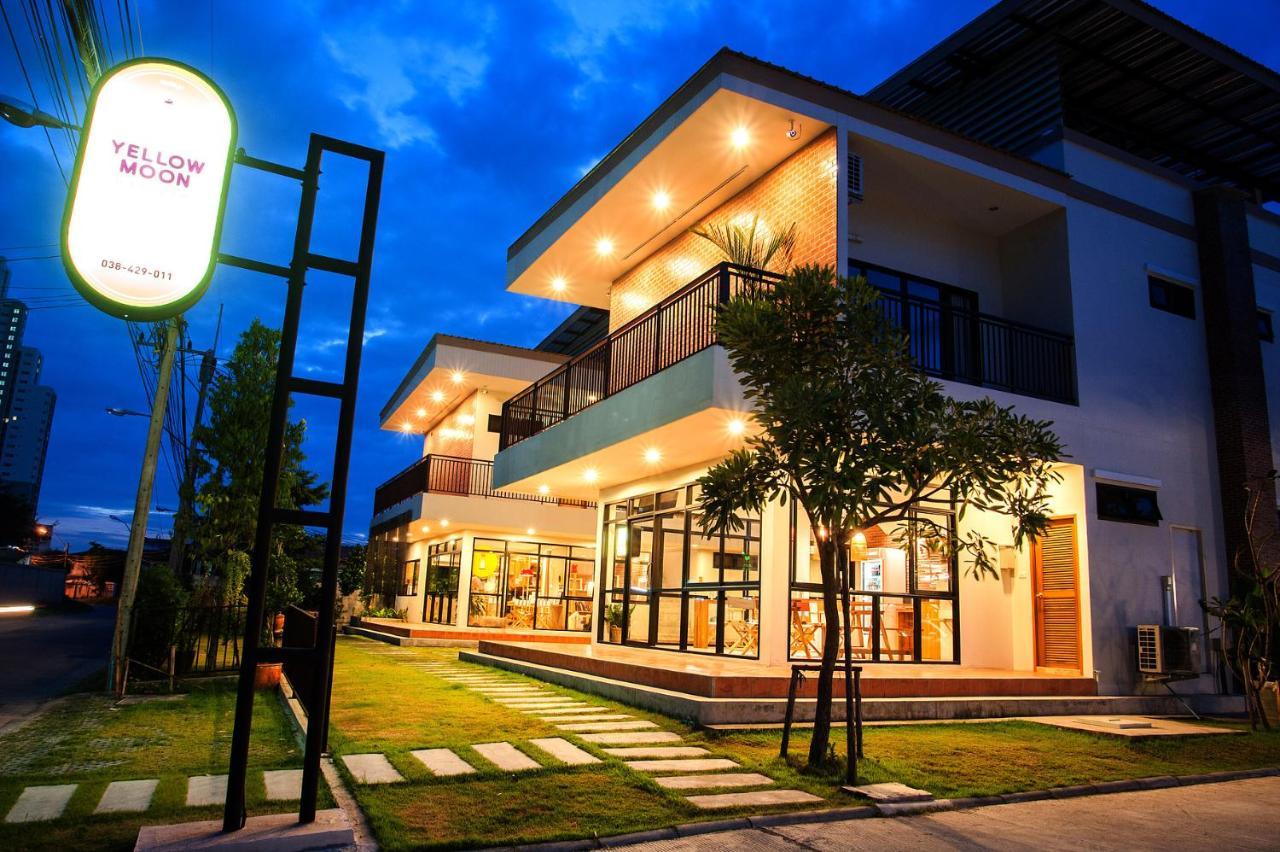 Yellow Moon Hotel Pattaya Zewnętrze zdjęcie