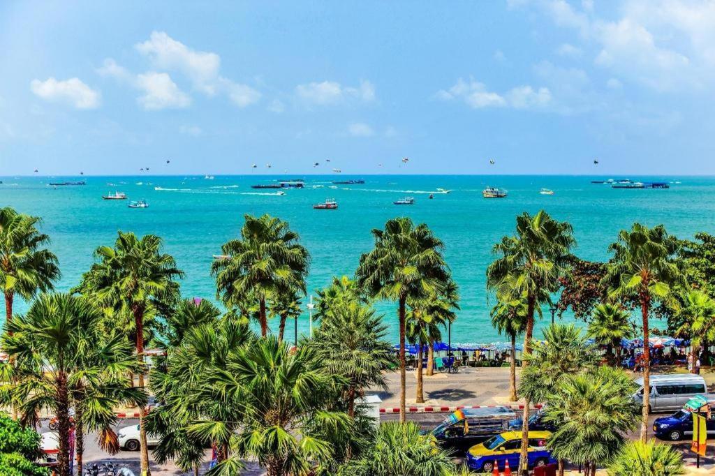 Yellow Moon Hotel Pattaya Zewnętrze zdjęcie