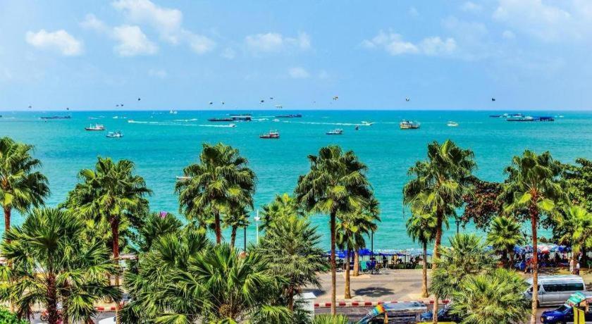 Yellow Moon Hotel Pattaya Zewnętrze zdjęcie