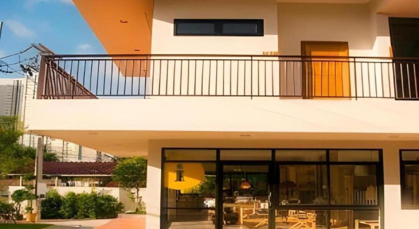 Yellow Moon Hotel Pattaya Zewnętrze zdjęcie