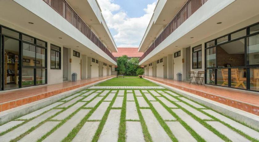 Yellow Moon Hotel Pattaya Zewnętrze zdjęcie