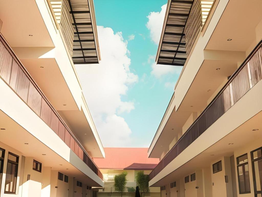 Yellow Moon Hotel Pattaya Zewnętrze zdjęcie