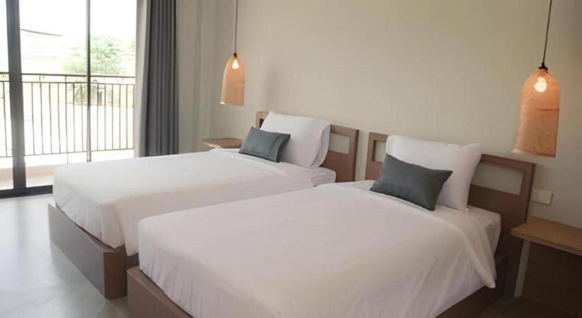 Yellow Moon Hotel Pattaya Zewnętrze zdjęcie