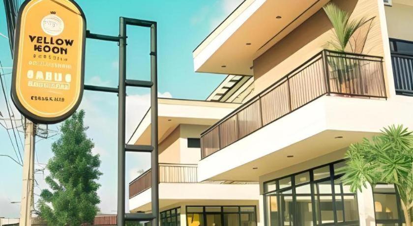 Yellow Moon Hotel Pattaya Zewnętrze zdjęcie