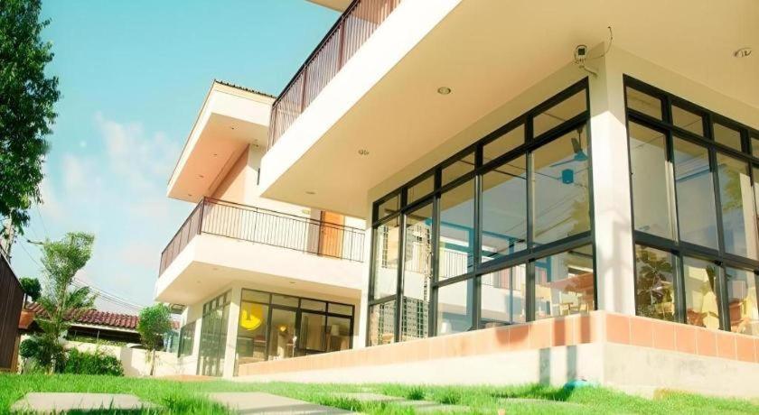 Yellow Moon Hotel Pattaya Zewnętrze zdjęcie
